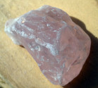 Růženín - surový kámen 