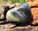 Nefrit - omletý kámen 