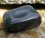 Sokolí oko - omletý kámen 