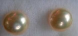 Perla meruňková - náušnice puzetové 